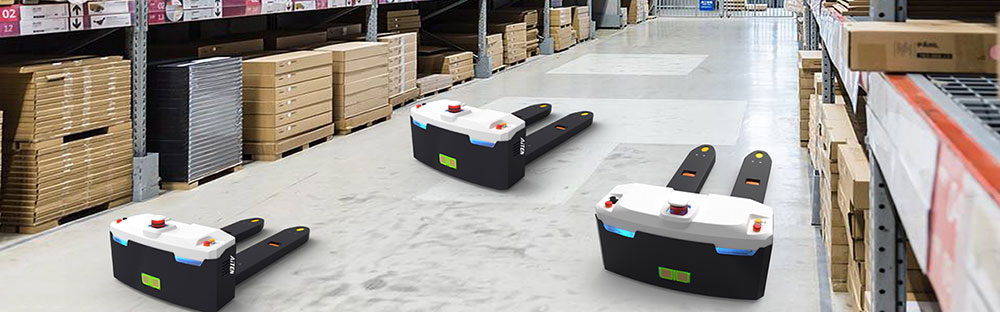 nangong28AGV机器人为产业发展添把“火”